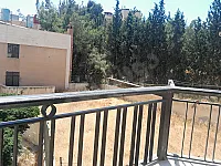 برزة البلد مقابل جامع السلام 