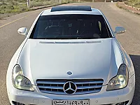 للبيع سيارة مرسيدس cls الصنع ٢٠٠٦ كاملة مسكرة amg