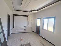 للبيع شقة تاني فني بالعباسية شمال الجامع اكساء سوبر