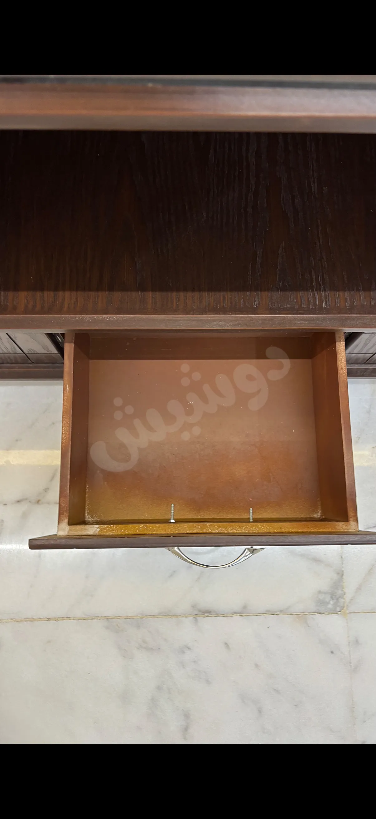 طاولة شاشة بلازما