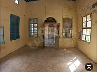 بيت عربي في موقع مميز يصلح ان يكون سكني او تجاري وكافة المهن الاخرى