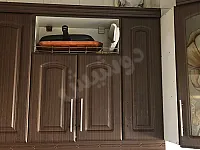 للبيع خزن مطبخ مع كومدينا شاشه مع برجيتين كنبايات هدية