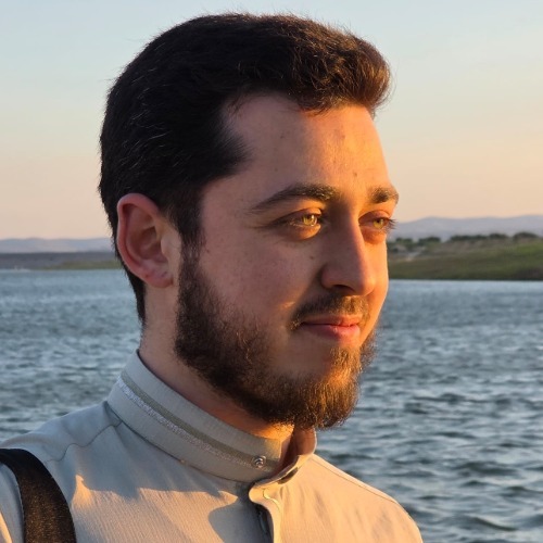 عمر أحمد مأمون خياطة