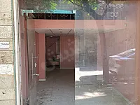 محل للإيجار بالبرامكة مقابل كلية الاقتصاد - 140م² بسعر 16,000$