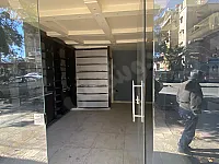 محل تجاري للإيجار في المزة جبل - دمشق 22 م² ديلوكس
