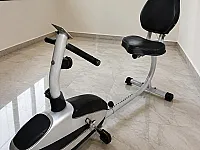 للبيع جهاز رياضة منزلي 