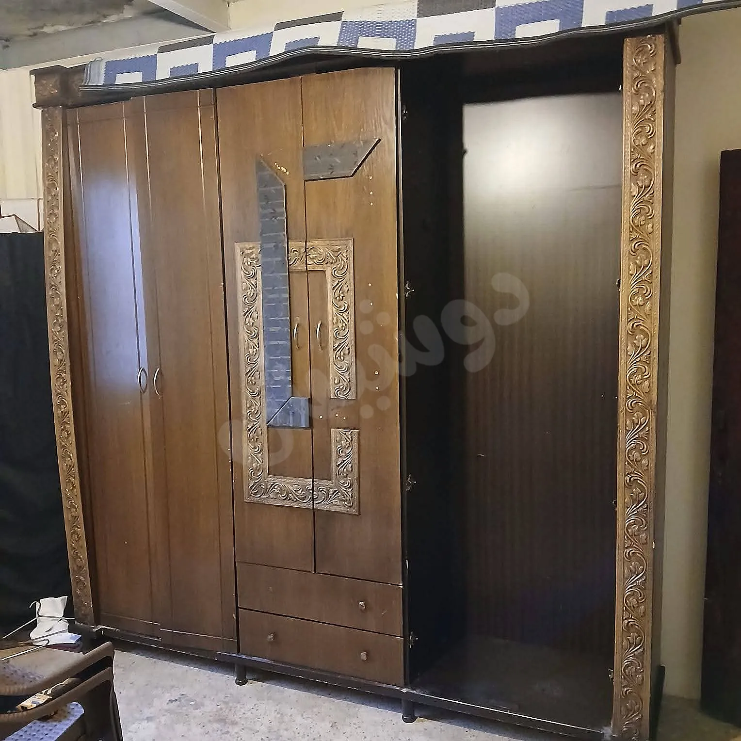 غرفة نوم كاملة مستعملة للبيع بخربة غزالة بسعر 650 دولار