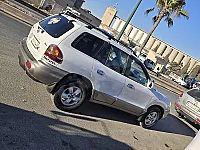 استئجار هيونداي سانتافي 2004 في الزهراء، حمص بأسعار مميزة