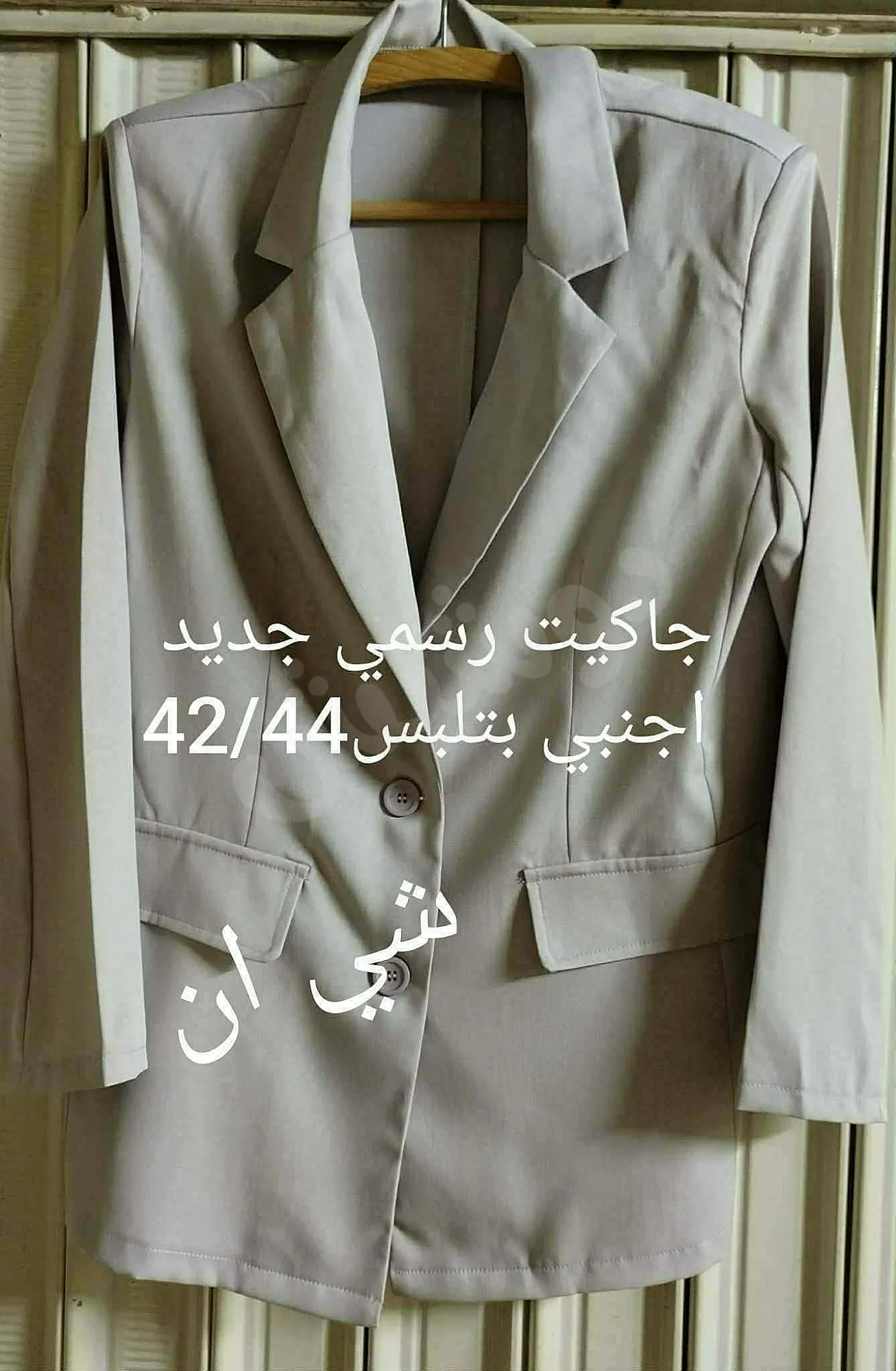 بلوزة مستعملة بألوان متعددة مقاسات M, L, XL في المزة