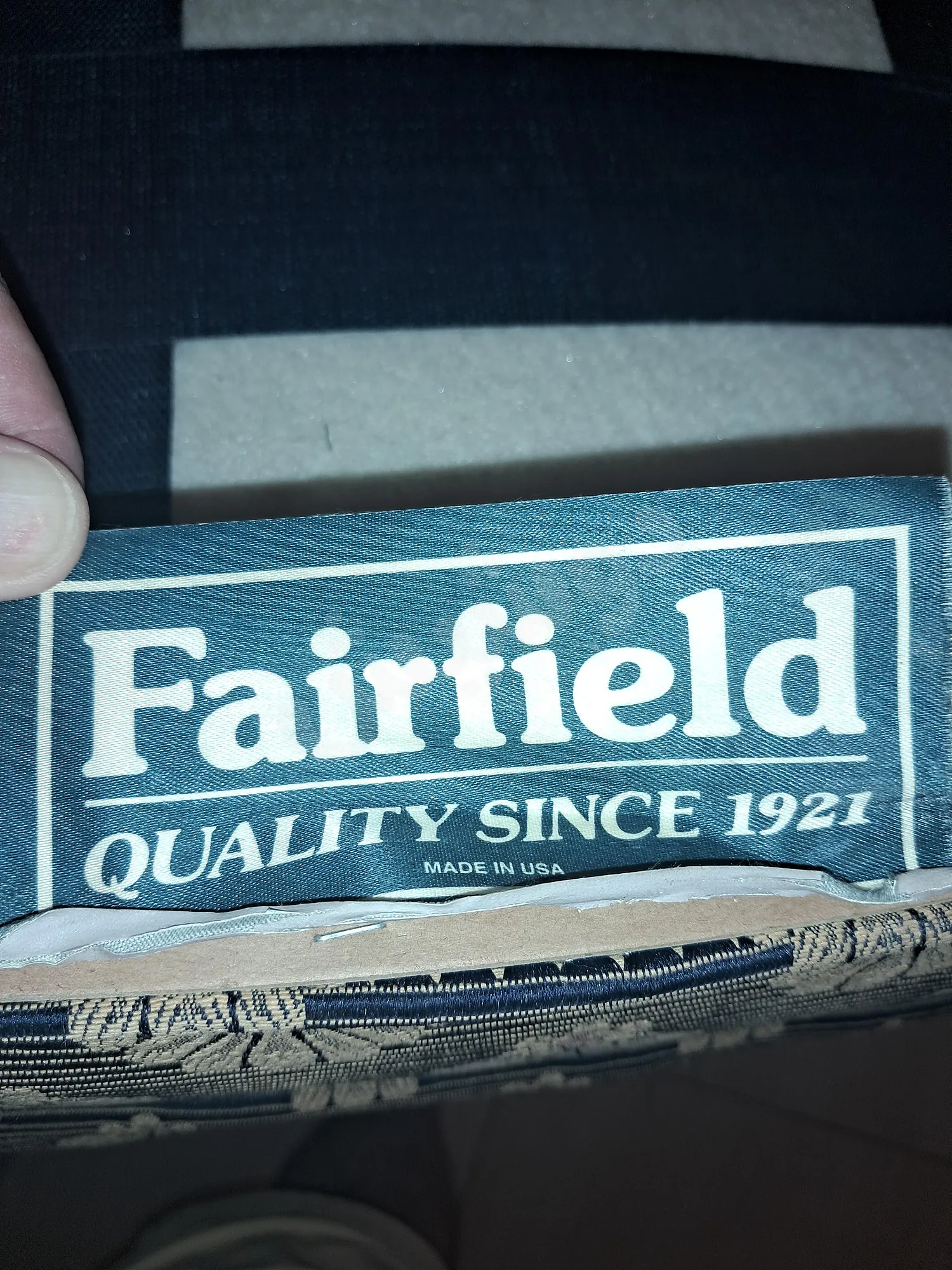 شيزلون أمريكي فاخر FAIRFIELD بحالة ممتازة في حلب