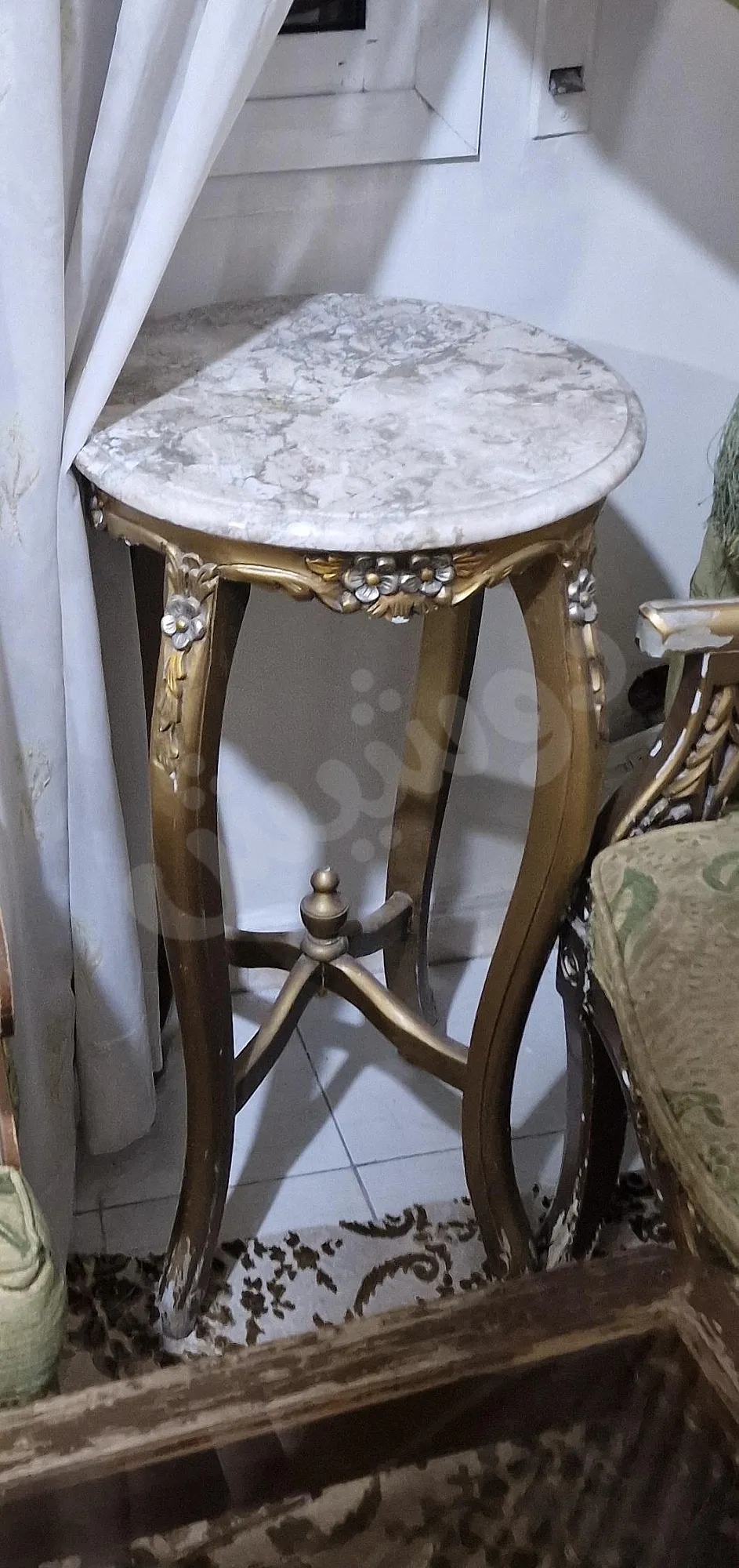 كنتوار مع مرايا وصمديات مستعمل بحاميش بسعر 200$