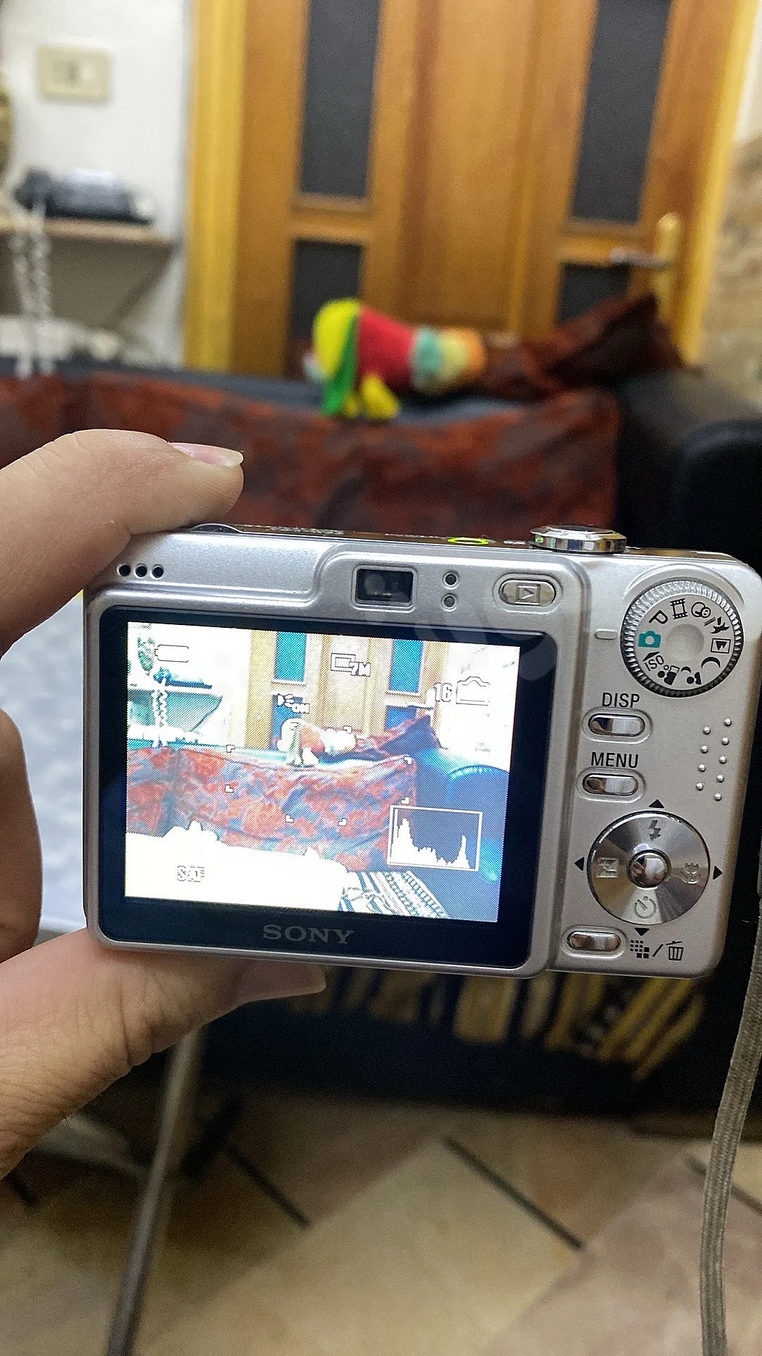 كاميرا سوني سايبر شوت مستعملة للبيع في ميدان وسطاني دمشق