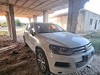 فولكس فاغن طوارق 2012 للبيع - SUV بحالة ممتازة