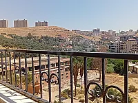 شقة 90 م² للبيع في الهامة بإطلالة رائعة وجاهزة للسكن