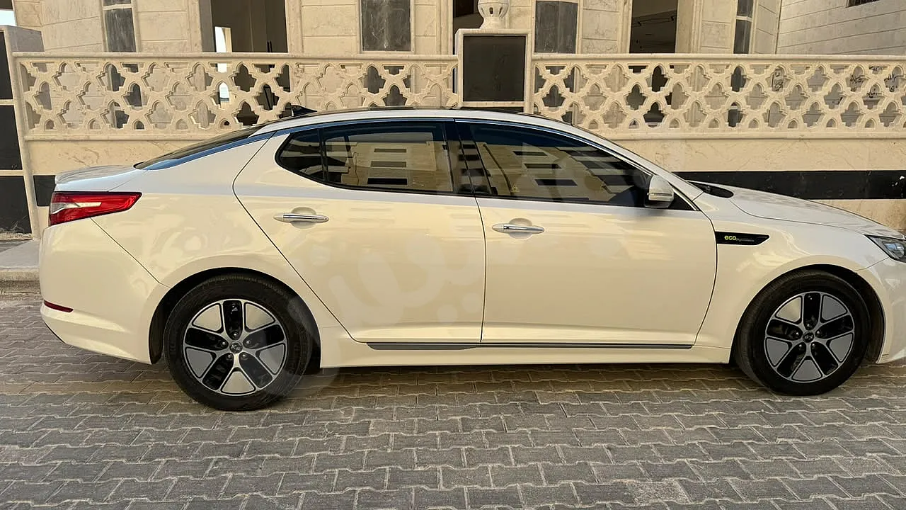 كيا أوبتيما هايبرد 2013 للبيع في الزهراء بحلب بسعر 12300$
