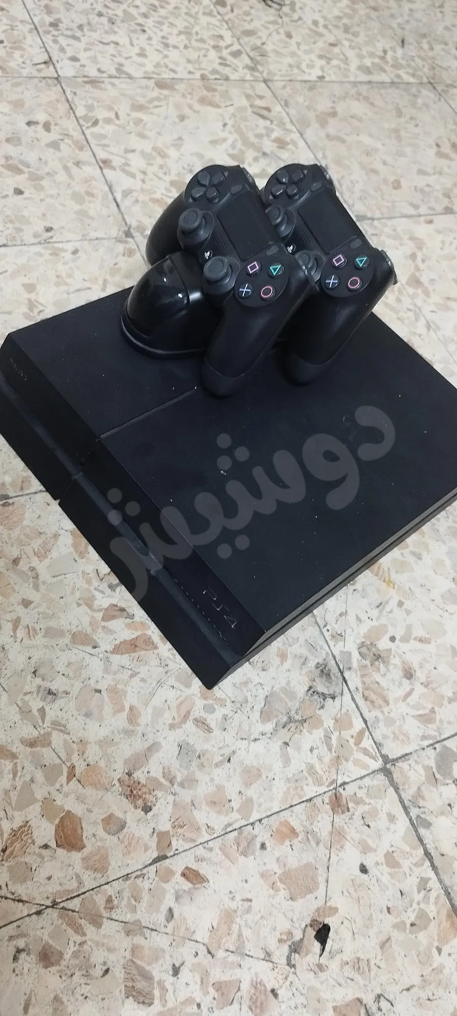 بلايستيشن 4 مهكر مستعمل 512GB للبيع في ركن الدين - 225$