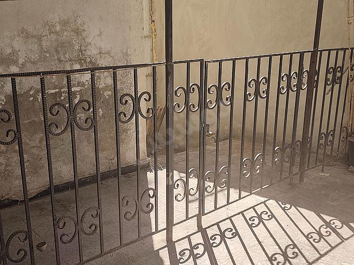 شقة مفروشة للبيع في المزة جبل - غرفتين وصالون بسعر مغري