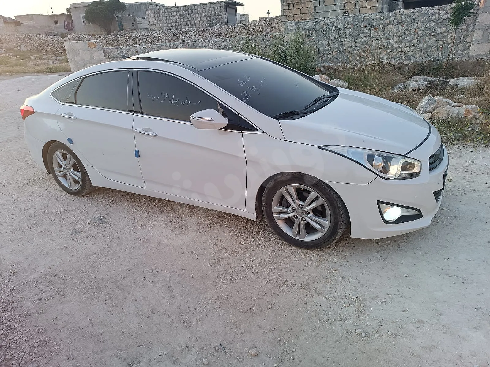 هيونداي آي 40 2014 ديزل مستعملة للبيع في إدلب وصف كامل