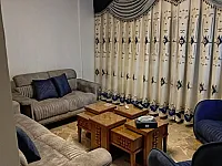 إيجار غرفة وصالون فندقي  بسعر 100$