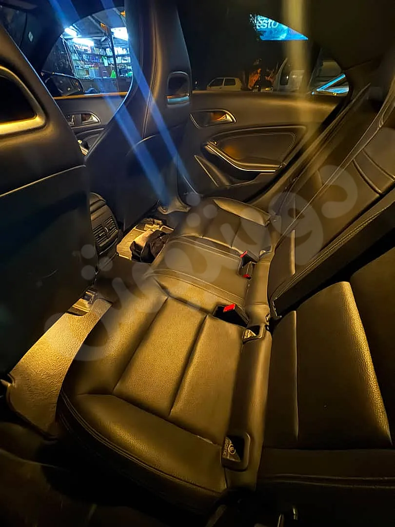 مرسيدس بنز CLA 250 4MATIC 2018 بحالة ممتازة للبيع