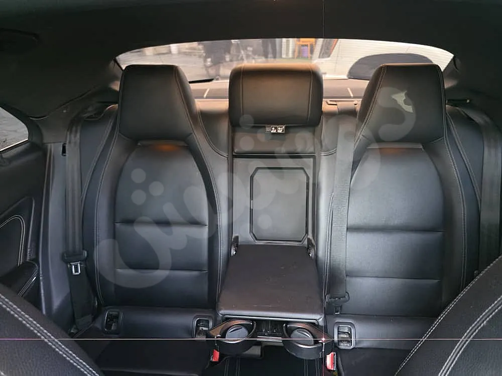 مرسيدس بنز CLA 250 4MATIC 2018 بحالة ممتازة للبيع