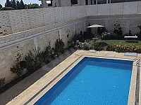 فيلا فاخرة للإيجار في الجسر الخامس بريف دمشق