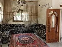 مزرعة للإيجار في دوما - 3500 م² مع 3 غرف وحمامين
