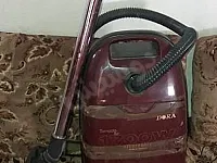 للبيع مكنسه كهربائيه شبه الجديد 
