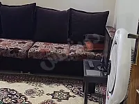 للأجار شقة غرفة ومنتفعات  طابق ثاني  اجارها بل اليوم ٣٥ دولار