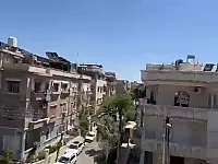 شقة طابق ثاني مع ملحق فوق للبيع في الروضة بدمشق 350م² بسعر مغري