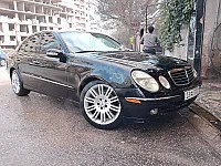 مرسيدس بنز E 2004 مستعملة للبيع في السويقة - سعة المحرك3200