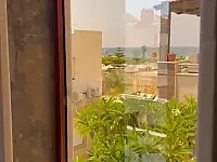 للبيع شاليه بالرمال الذهبية 82 م إطلالة بحرية 