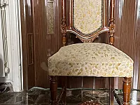 عشر كراسي خشب زان نوع فاخر و ثقيل 