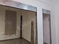 شقة أرضي 3 غرف للبيع بساحة باب مصلى - 129,000$
