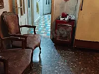 شقة للبيع في البرامكة قرب كلية الهندسة 