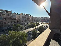 شقة للإيجار في شارع النيل بحلب 220م² مع شرفتين ومصعد