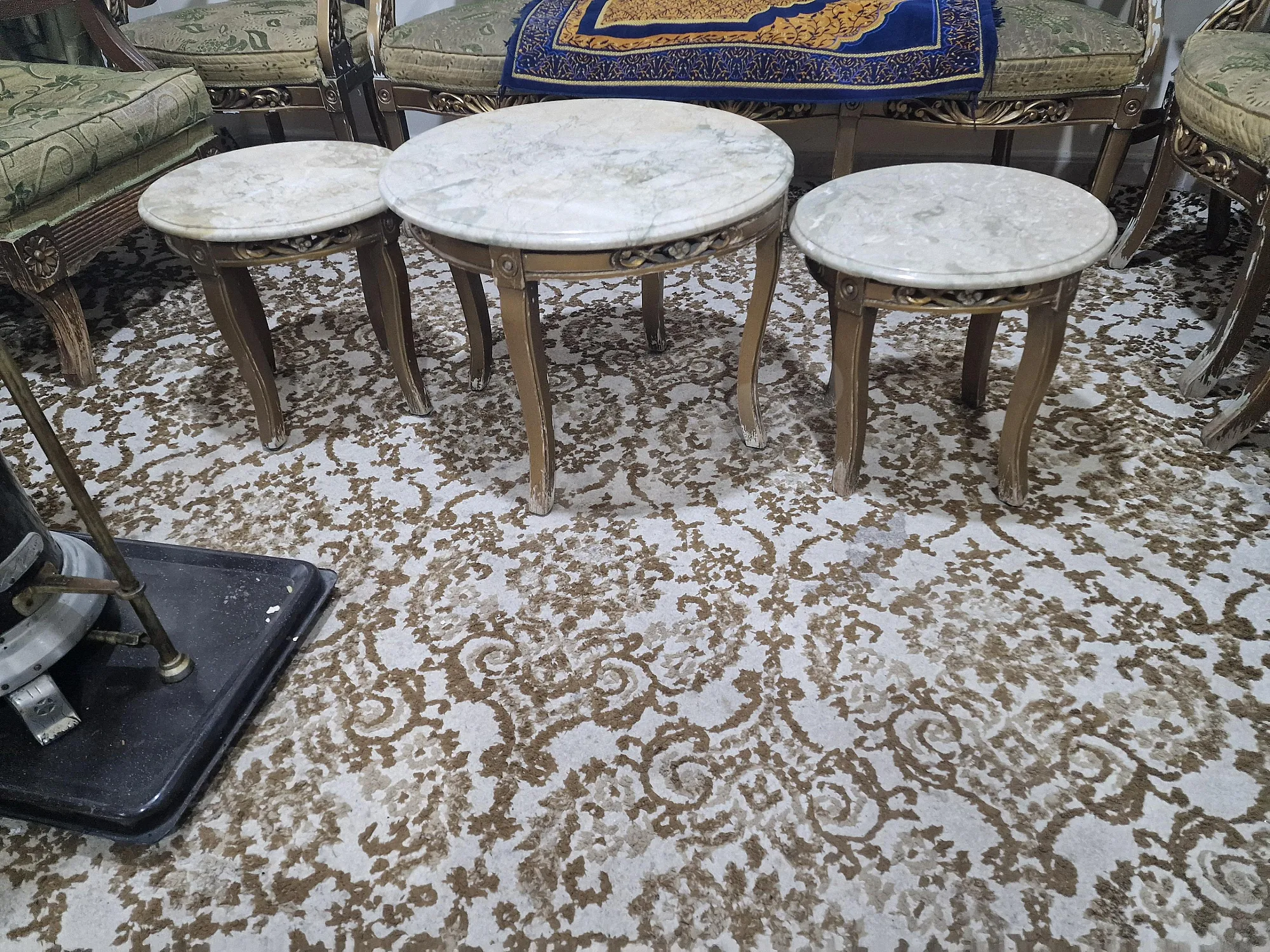 طربيزات خشب زان