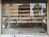 للبيع محل تجاري  عالشارع العام  - زاهرة جديدة 