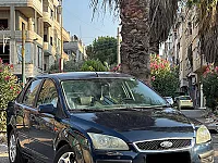 فورد فوكَس 2006 للبيع 140,000 كم بسعر 7200$