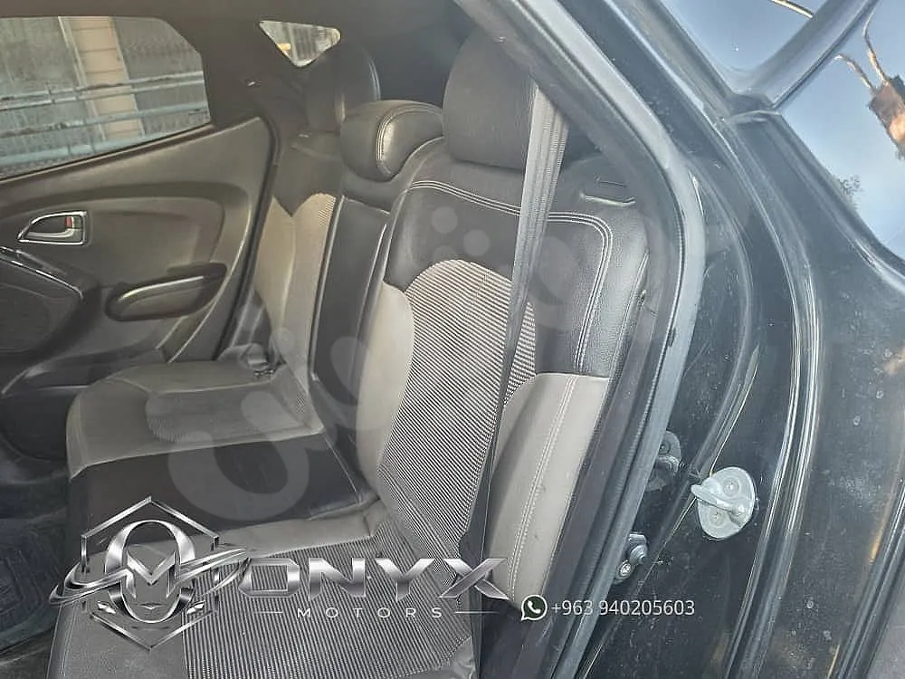 هيونداي توسان 2011 نظيفة وجاهزة للبيع بسعر 13,500$