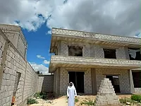 للبيع فيلا عالعضم بشارع واحد في جديدة عرطوز البلد 