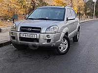 هيونداي توسان 2008 مستعملة للبيع في دمشق - فضي رمادي