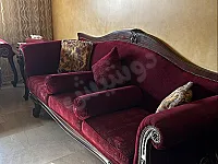 طقم زان مستعمل لغرف الجلوس بسعر 250$
