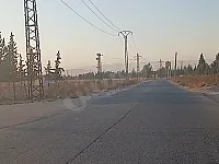 للبيع ارض علا طريق المطار طريق الف ليلا وليلا منطقة قرحتة ٣٠٠دنم 
