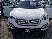 هيونداي سانتا في 2013 للبيع بحماة - 15500$ خالية من الأعطال