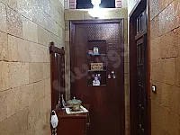 منزل مساحة 118 متر +42 متر تراس طابق اول مع مصعد اتجاه قبلي يصلح تجاري