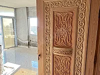شقة بتوسع العاشر 130 متر اكساء 95%