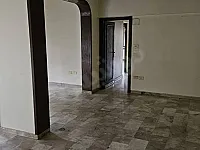 للايجار السنوي في اتوستراد المزة سكني او غير معلن