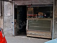 للبيع محل تجاري في شارع خالد بن الوليد