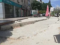 صالة تجارية طابو نظامي 2400 للبيع في اللاذقية